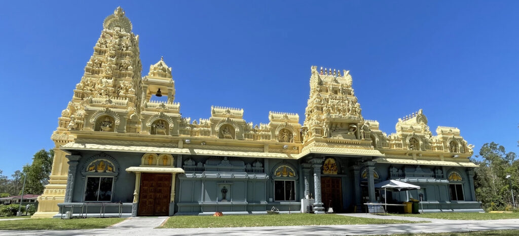 Side view of the Sri Selva <span class='tooltipsall tooltipsincontent classtoolTips66'>Vinayakar</span> <span class='tooltipsall tooltipsincontent classtoolTips140'>Koyil</span>, South Maclean, QLD, 2021 (Jess White).