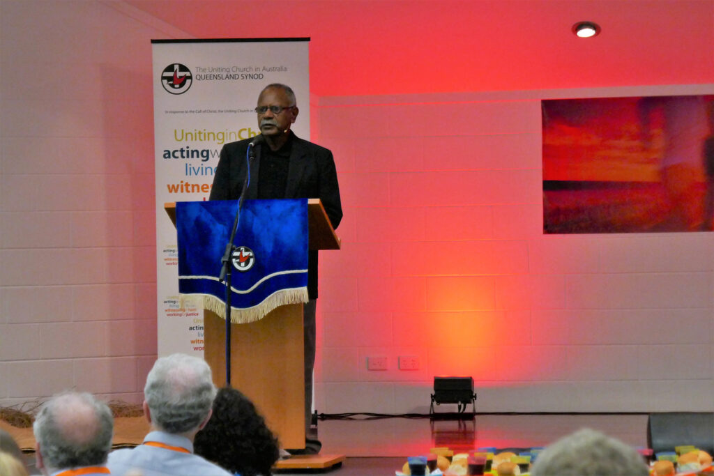 Figure 5: Rev. Dennis Corowa speaks at the UCA Synod, 2016 (John Harrison).