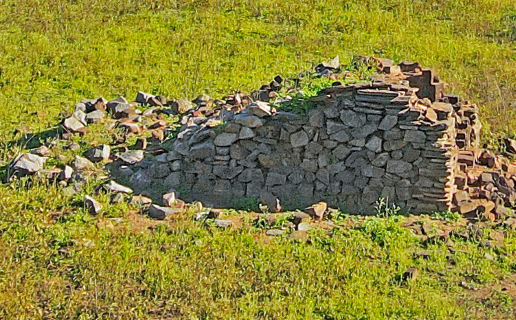 Figure 11: Aerial view of the partially collapsed ramp style pig oven at the Ravenswood temple, 2022 (Gordon Grimwade).