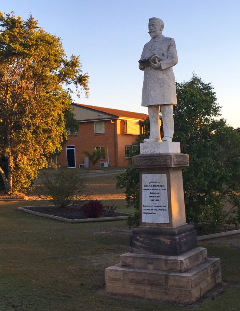 Figure 4: Heinrich Niemeyer memorial (ACQA).